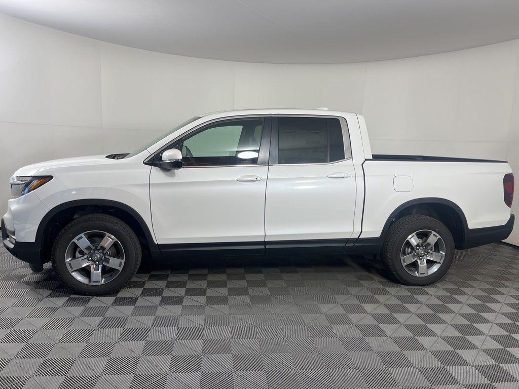 new 2025 Honda Ridgeline car, priced at $42,997