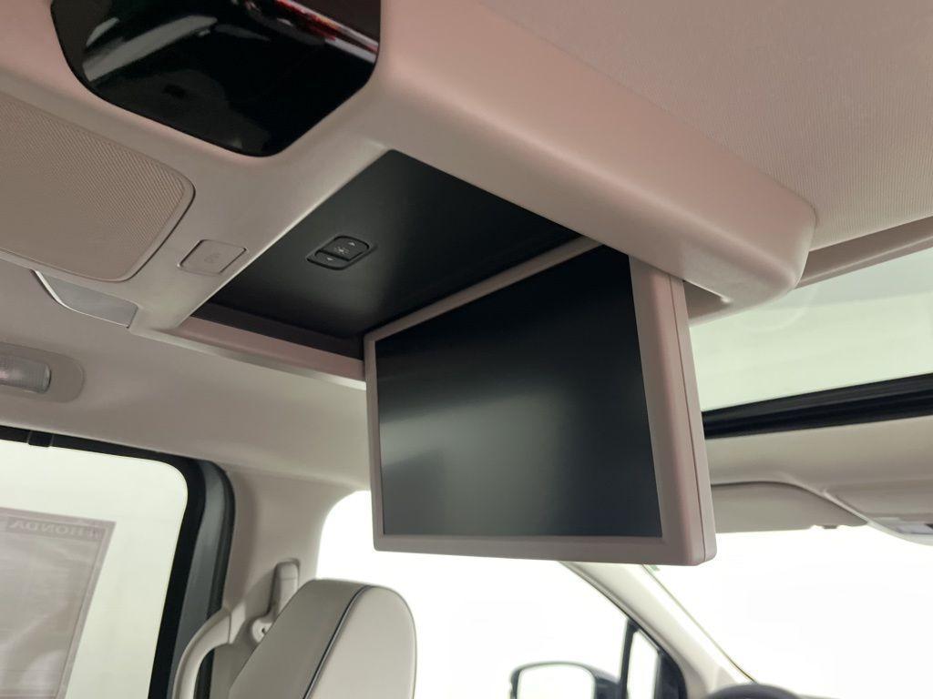 new 2026 Honda Odyssey car, priced at $53,205