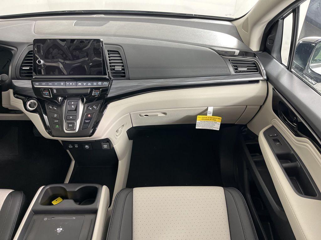 new 2026 Honda Odyssey car, priced at $53,205