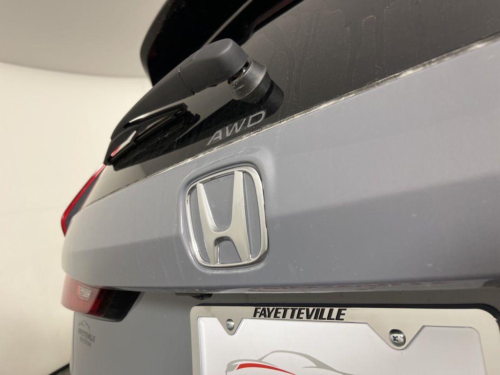 new 2026 Honda CR-V Hybrid car, priced at $40,675