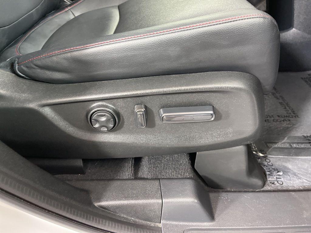 used 2023 Honda Odyssey car, priced at $35,500