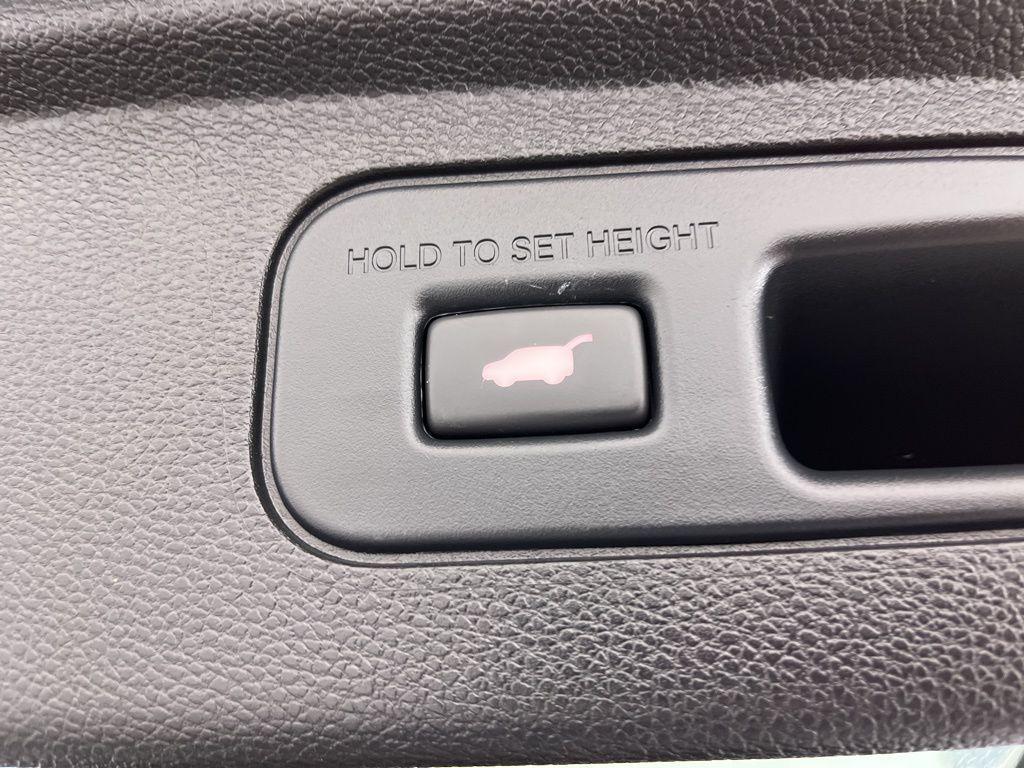 used 2023 Honda Odyssey car, priced at $35,500