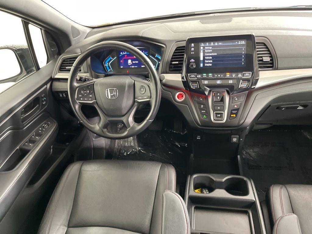used 2023 Honda Odyssey car, priced at $35,500