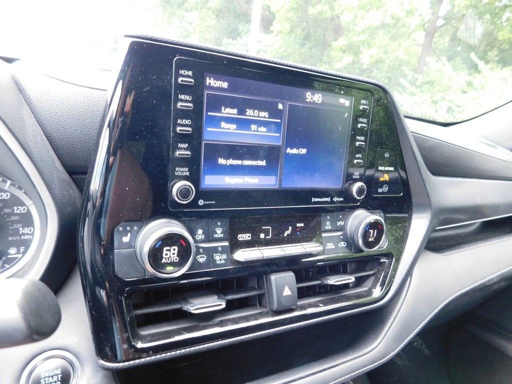 used 2021 Toyota Highlander car, priced at $30,187