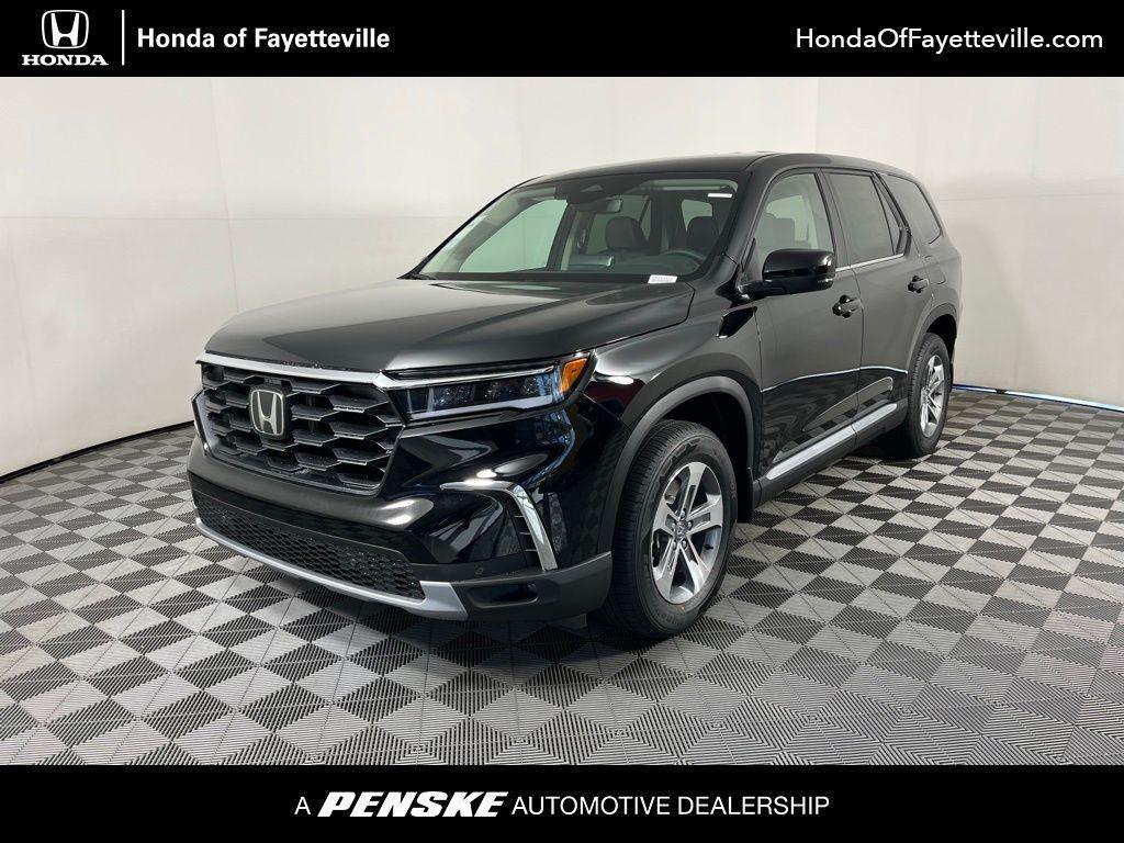 new 2025 Honda Pilot car, priced at $44,995