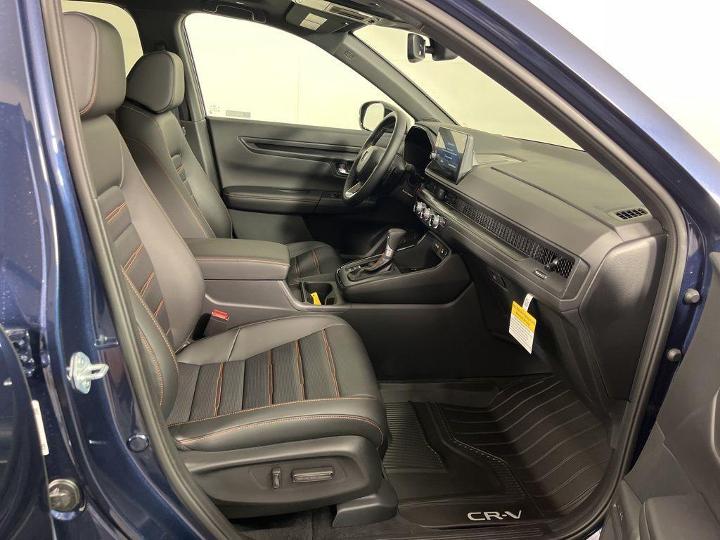 new 2026 Honda CR-V Hybrid car, priced at $40,175