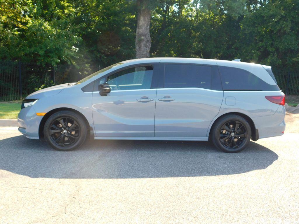 used 2023 Honda Odyssey car, priced at $35,701