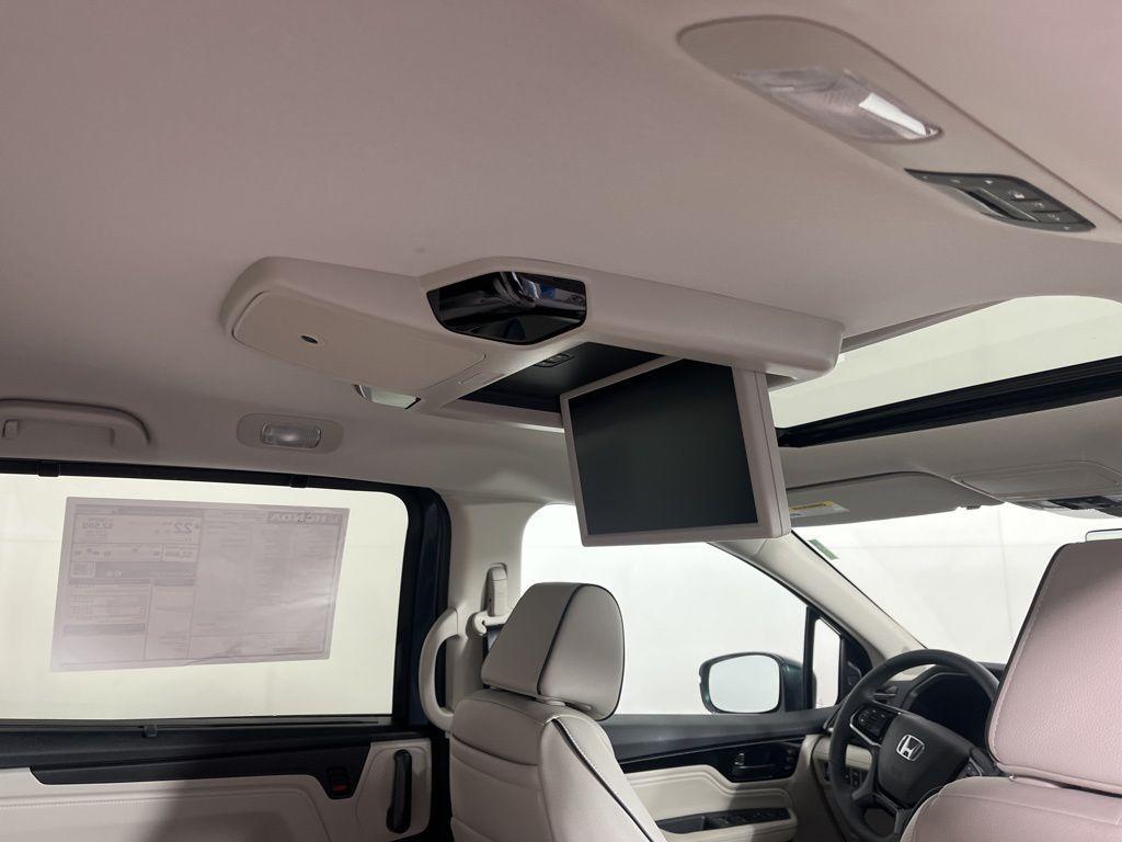 new 2025 Honda Odyssey car, priced at $48,360
