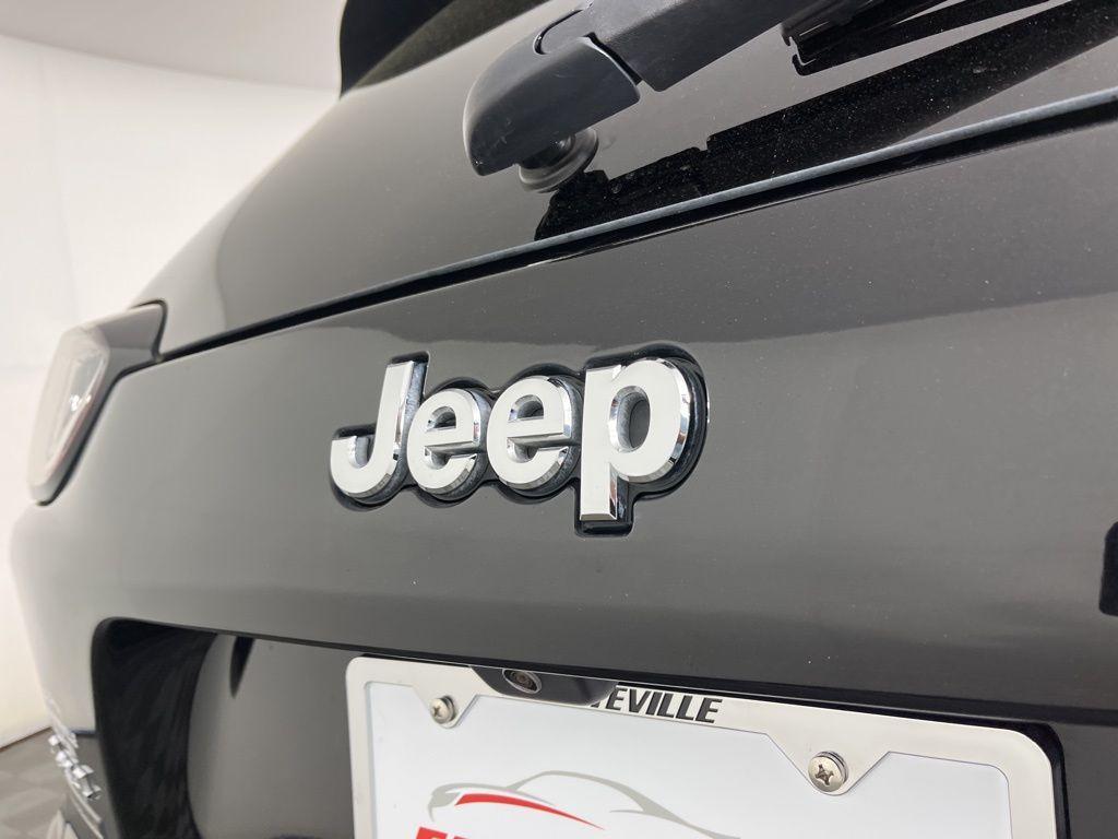 used 2021 Jeep Cherokee car, priced at $23,530