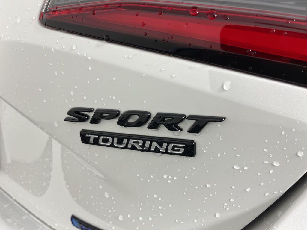 new 2026 Honda Civic Hybrid car, priced at $35,145