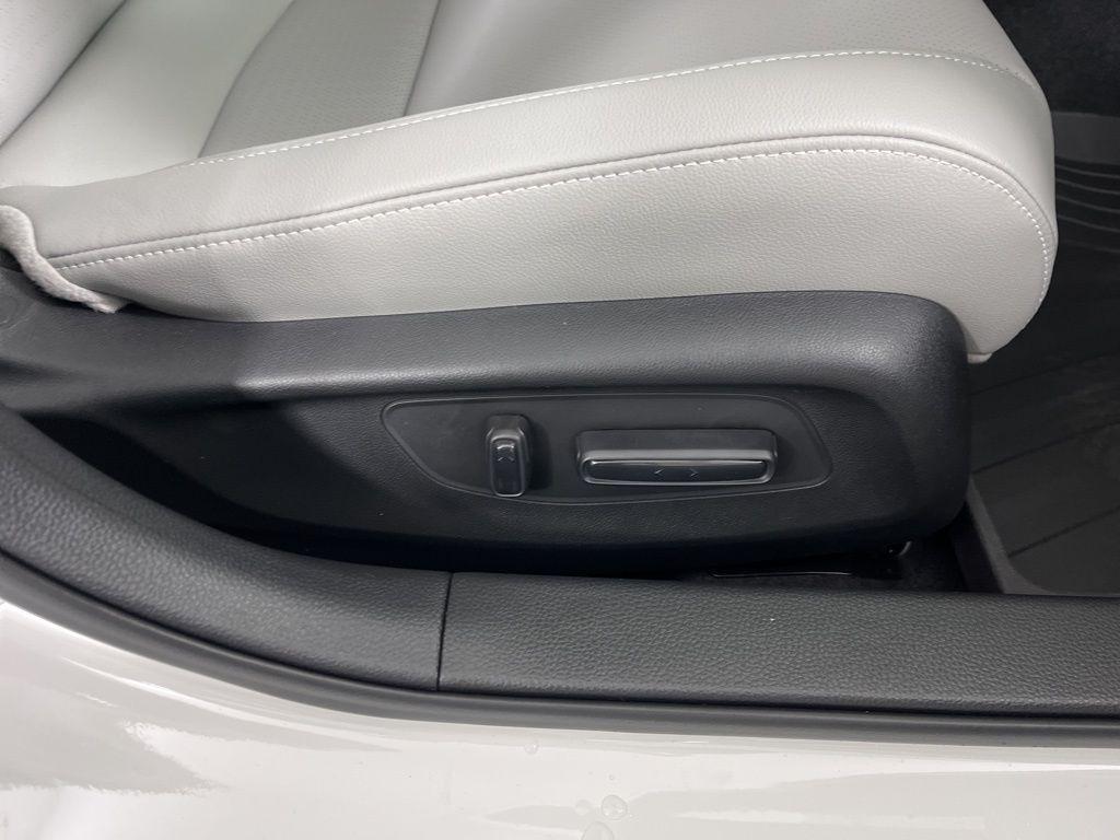 new 2026 Honda Civic Hybrid car, priced at $35,145