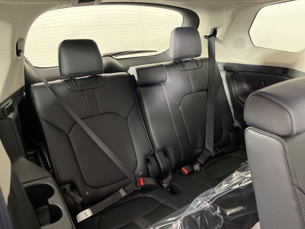 new 2025 Honda Pilot car, priced at $49,405
