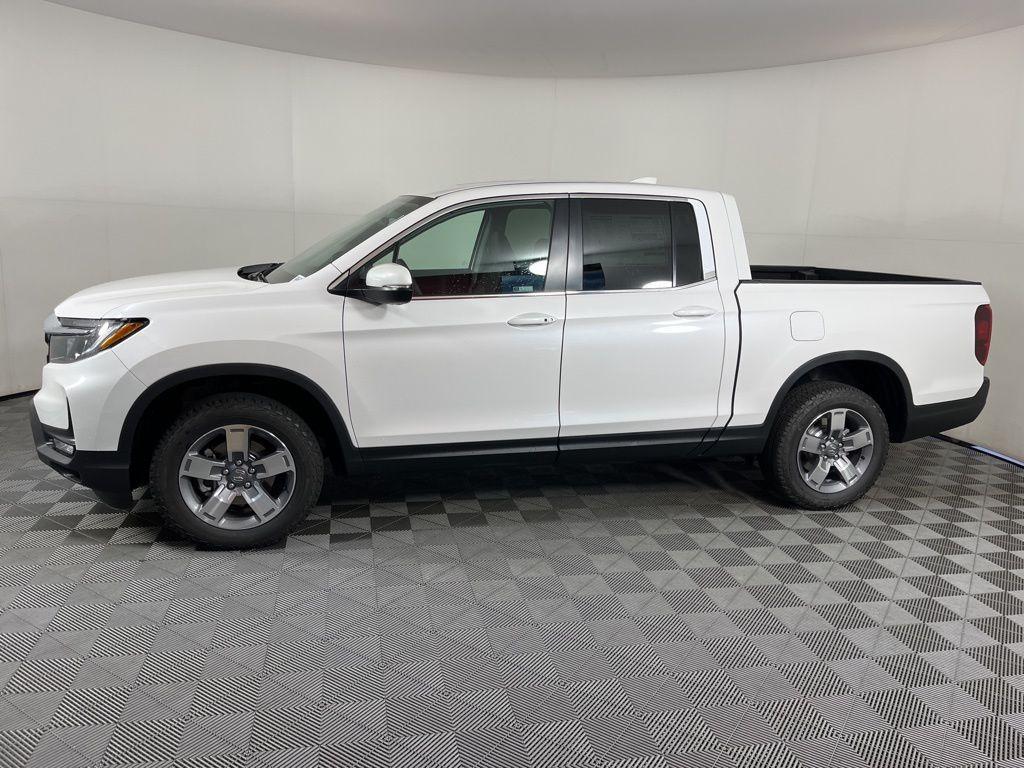 new 2025 Honda Ridgeline car, priced at $44,322