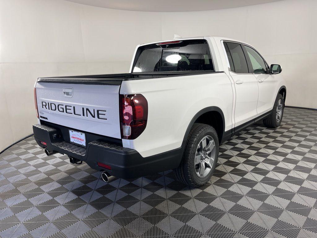 new 2025 Honda Ridgeline car, priced at $44,322