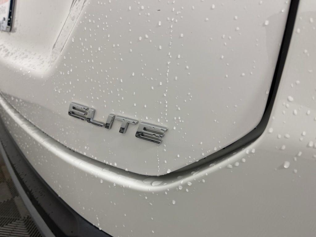 used 2023 Honda Pilot car, priced at $42,997