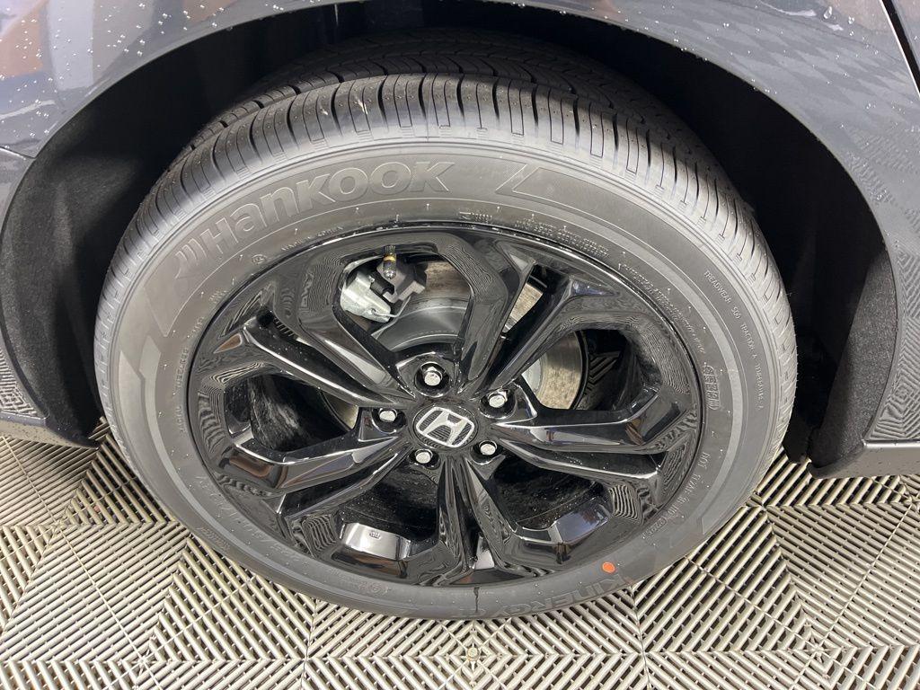 new 2025 Honda Accord car, priced at $31,755