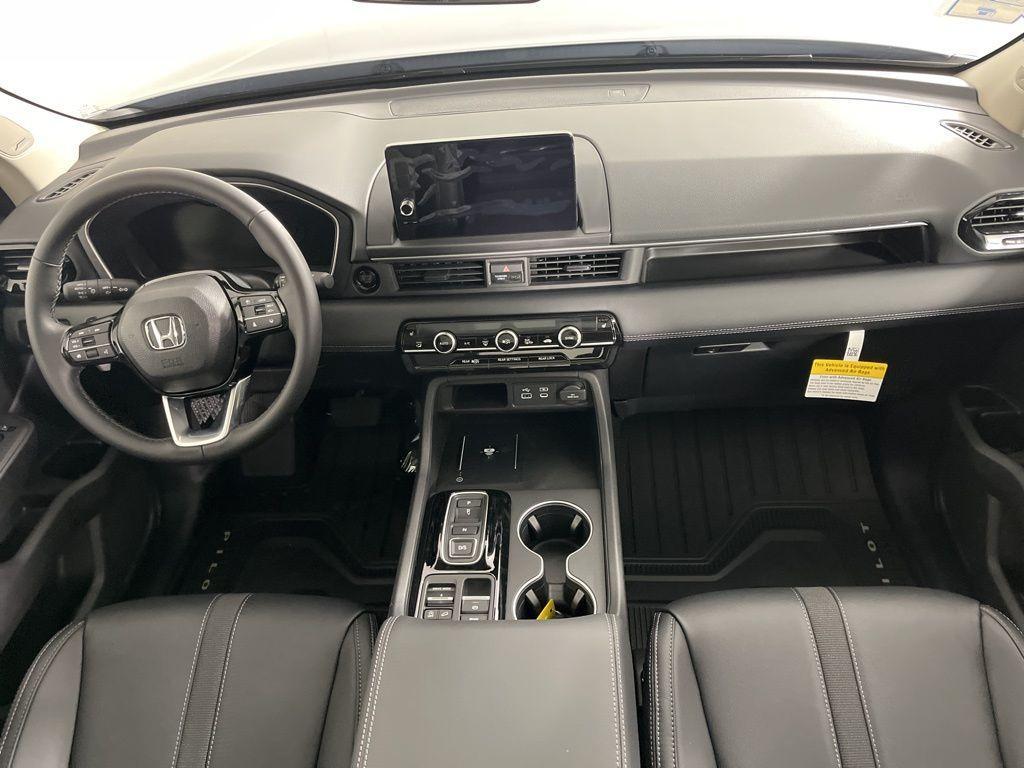 new 2025 Honda Pilot car, priced at $51,505