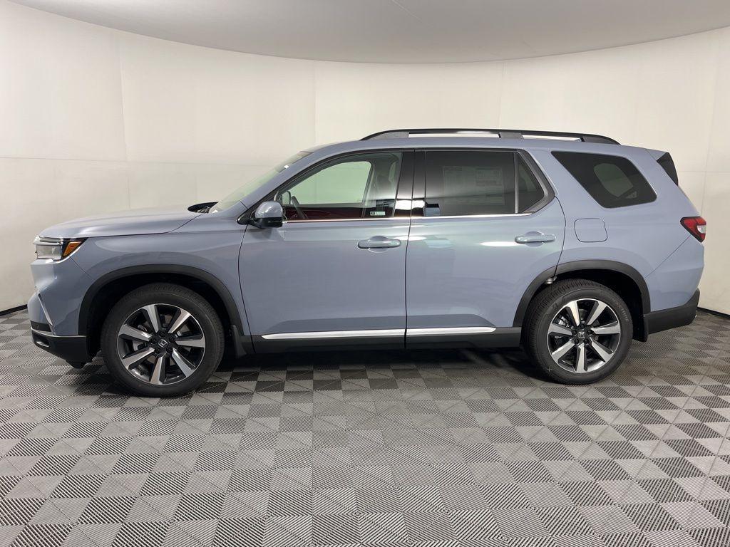 new 2025 Honda Pilot car, priced at $51,505