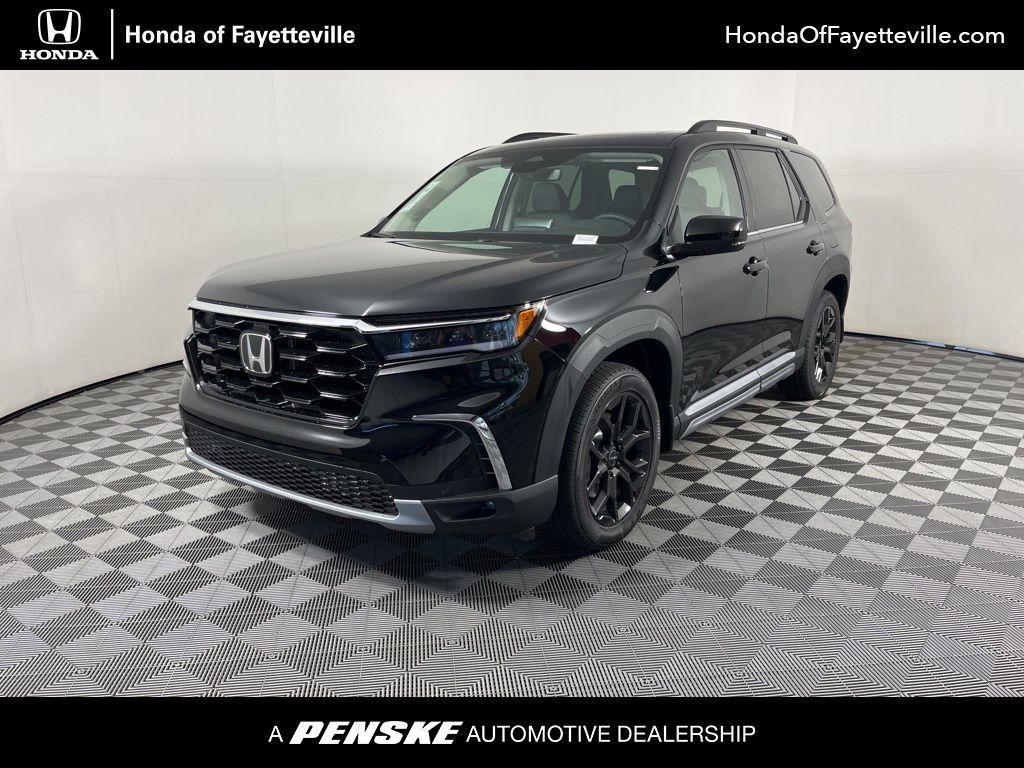 new 2025 Honda Pilot car, priced at $53,800