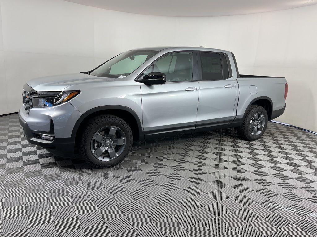 new 2025 Honda Ridgeline car, priced at $45,883