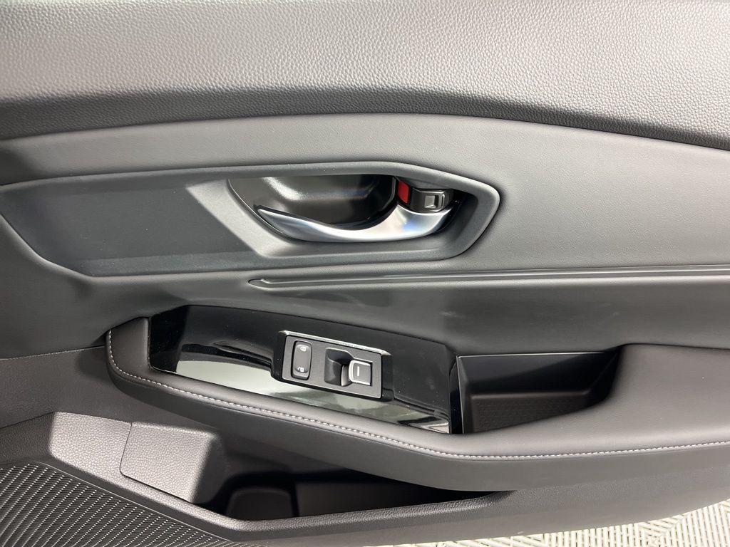 new 2025 Honda Accord Hybrid car, priced at $39,905