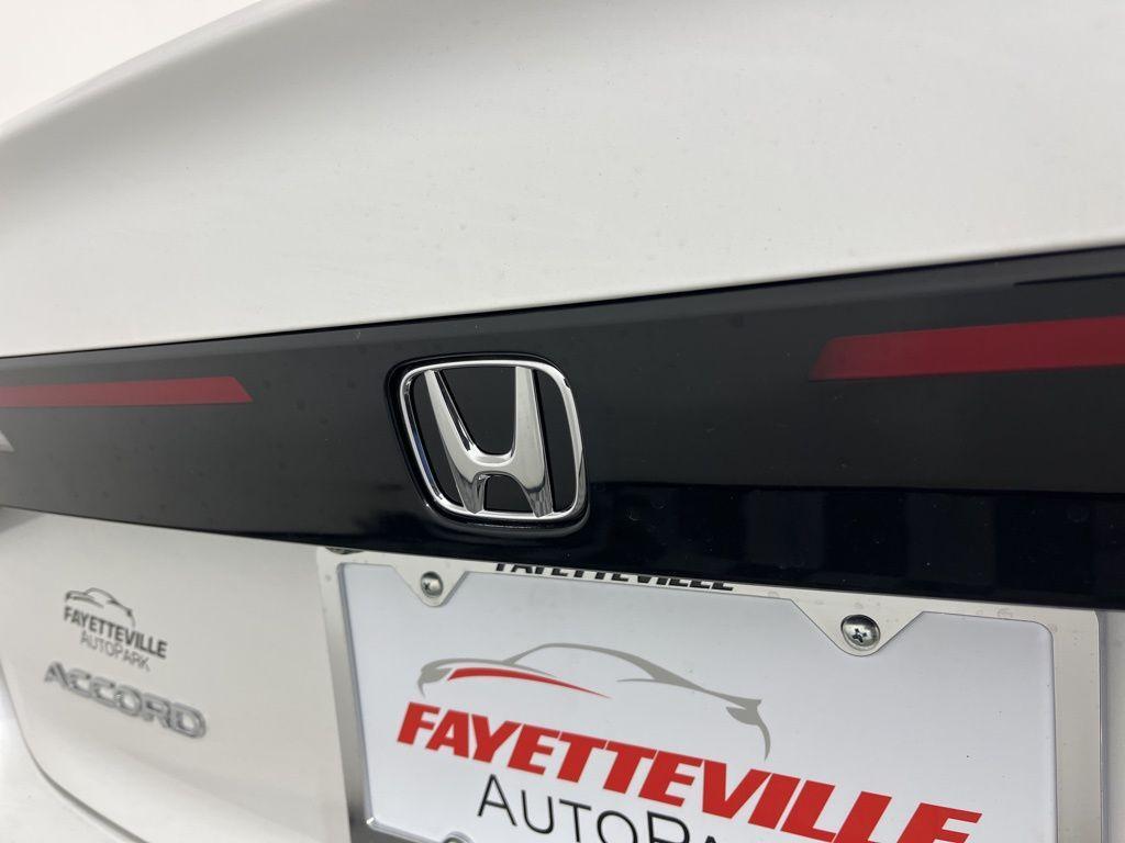 new 2025 Honda Accord Hybrid car, priced at $39,905