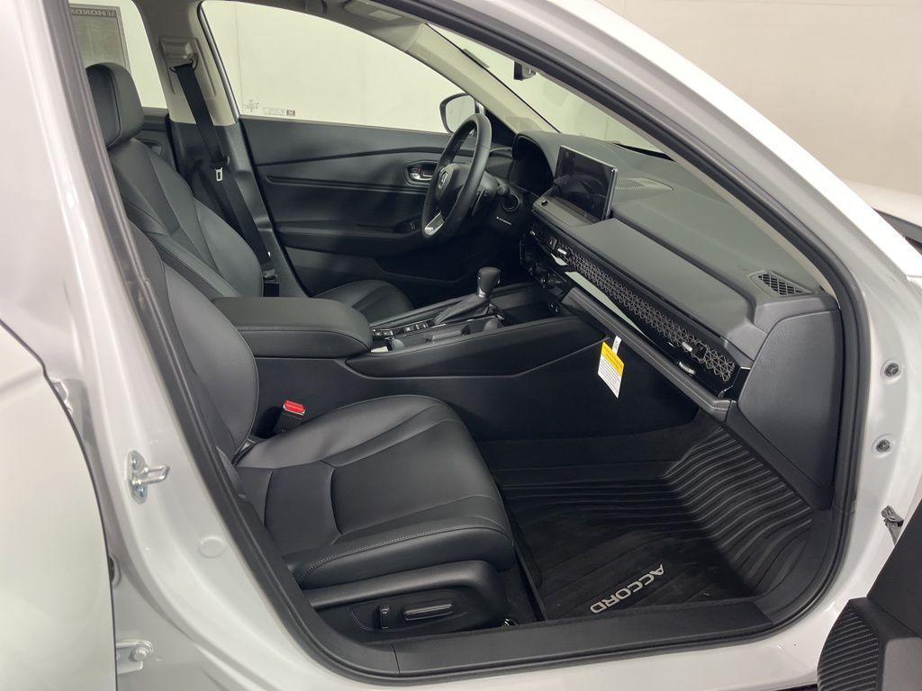 new 2025 Honda Accord Hybrid car, priced at $39,905