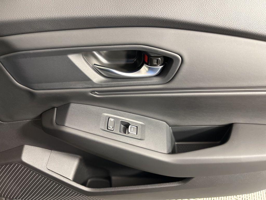 new 2025 Honda Accord car, priced at $30,674