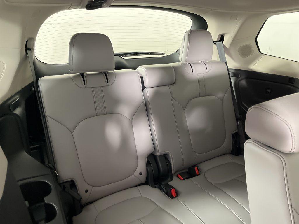 used 2023 Honda Pilot car, priced at $39,948