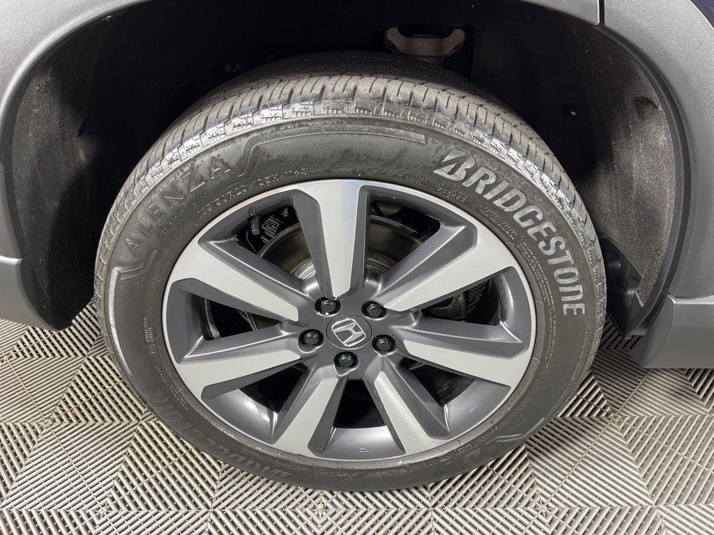 used 2023 Honda Pilot car, priced at $39,948