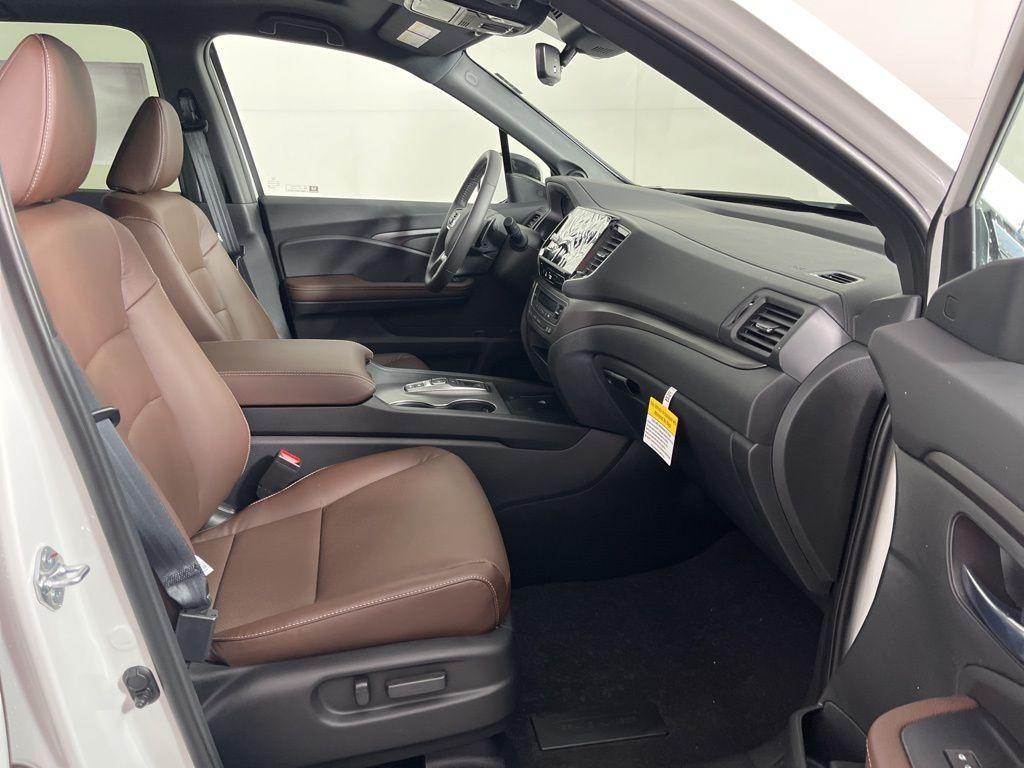 new 2025 Honda Ridgeline car, priced at $45,135
