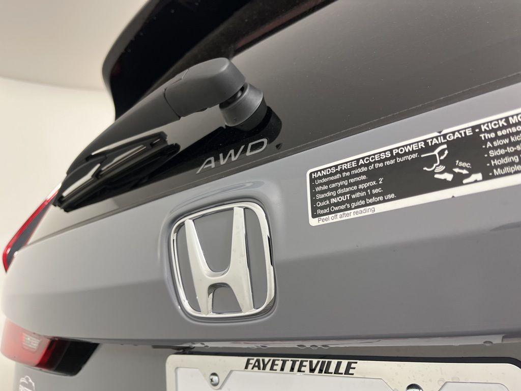 new 2025 Honda CR-V Hybrid car, priced at $42,905