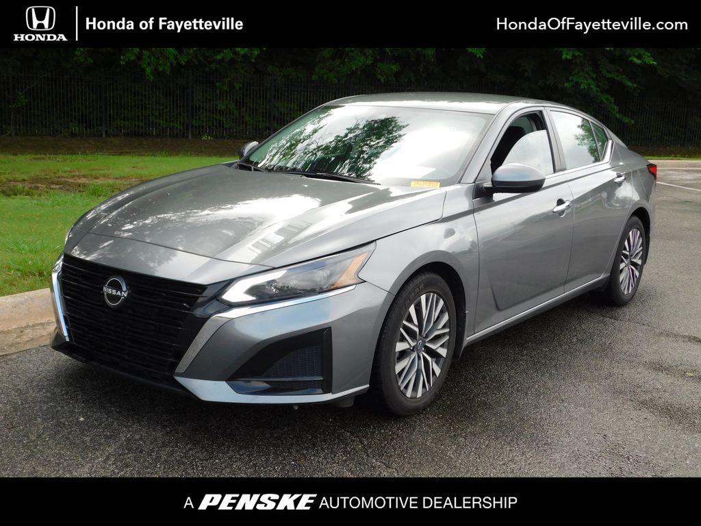 used 2023 Nissan Altima car, priced at $21,295