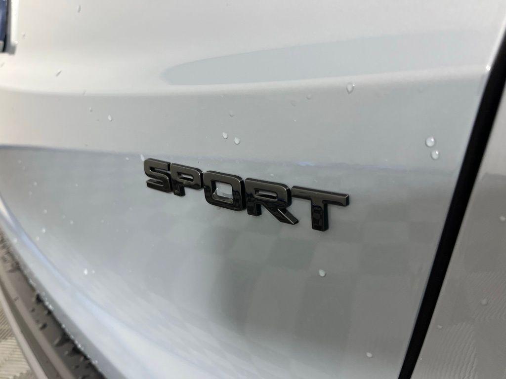 new 2026 Honda CR-V Hybrid car, priced at $40,630