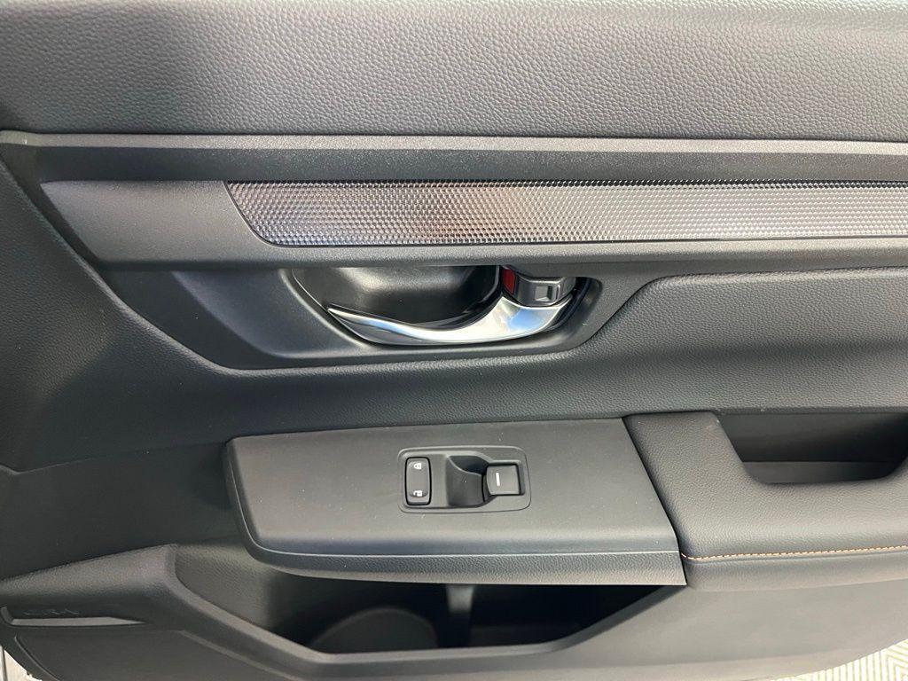 new 2026 Honda CR-V Hybrid car, priced at $40,630