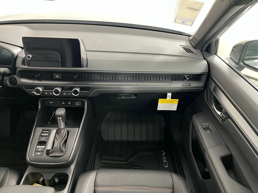 new 2026 Honda CR-V Hybrid car, priced at $40,630