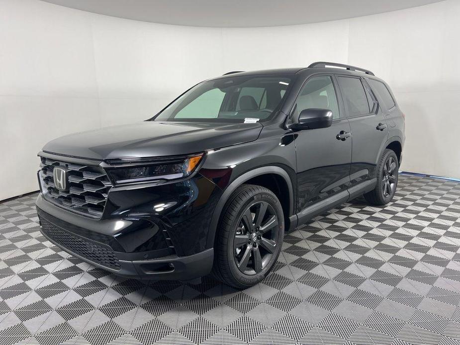 new 2025 Honda Pilot car, priced at $43,695