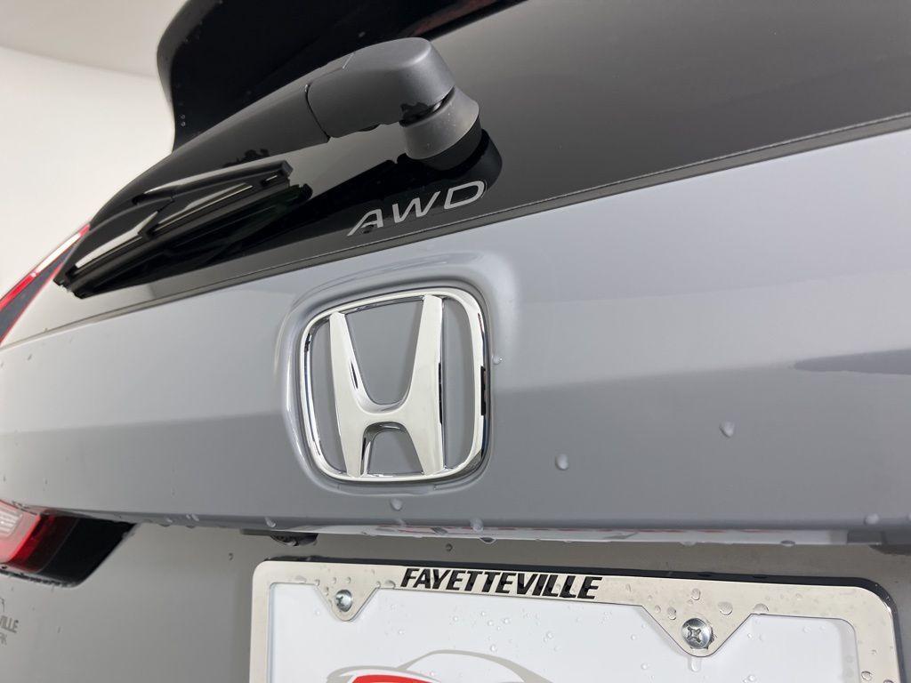 new 2025 Honda CR-V car, priced at $38,350
