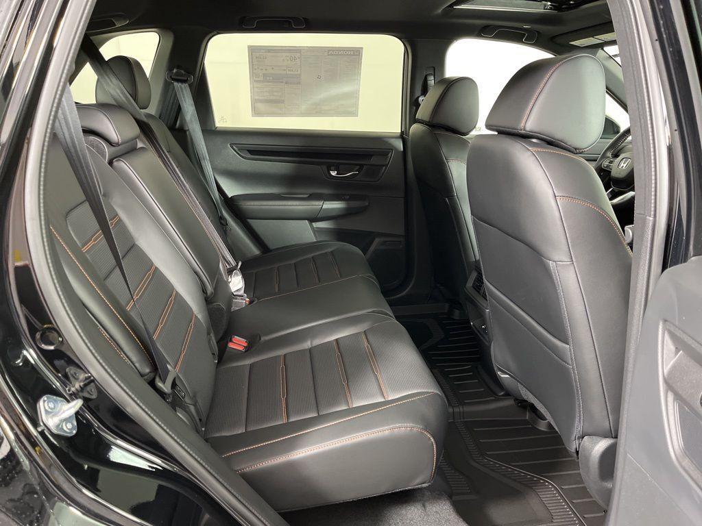 new 2025 Honda CR-V Hybrid car, priced at $39,045