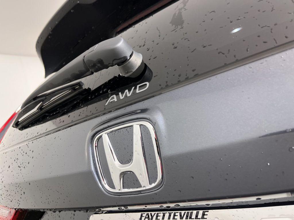 new 2025 Honda CR-V Hybrid car, priced at $39,068