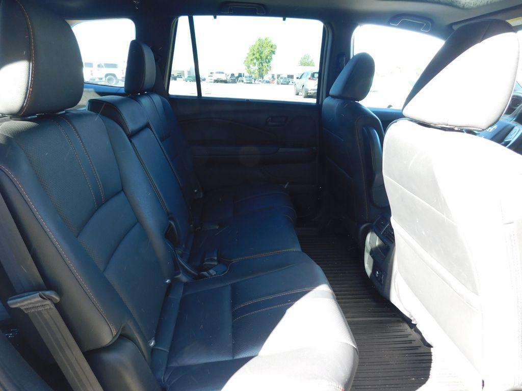 used 2022 Honda Passport car, priced at $34,190