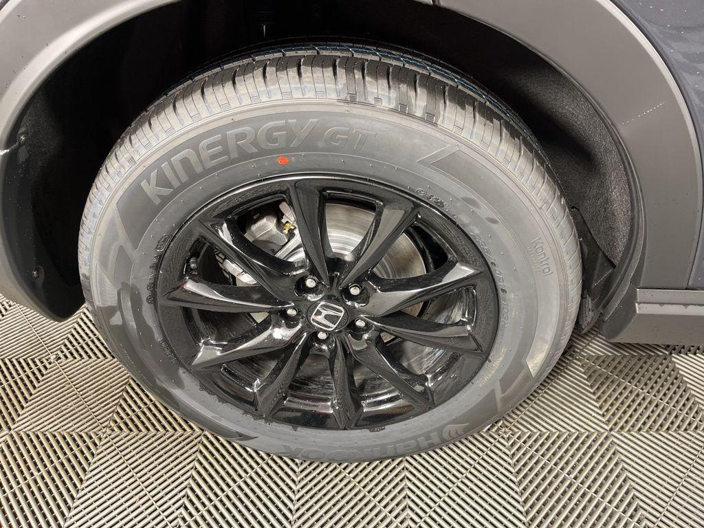 new 2026 Honda CR-V Hybrid car, priced at $41,675