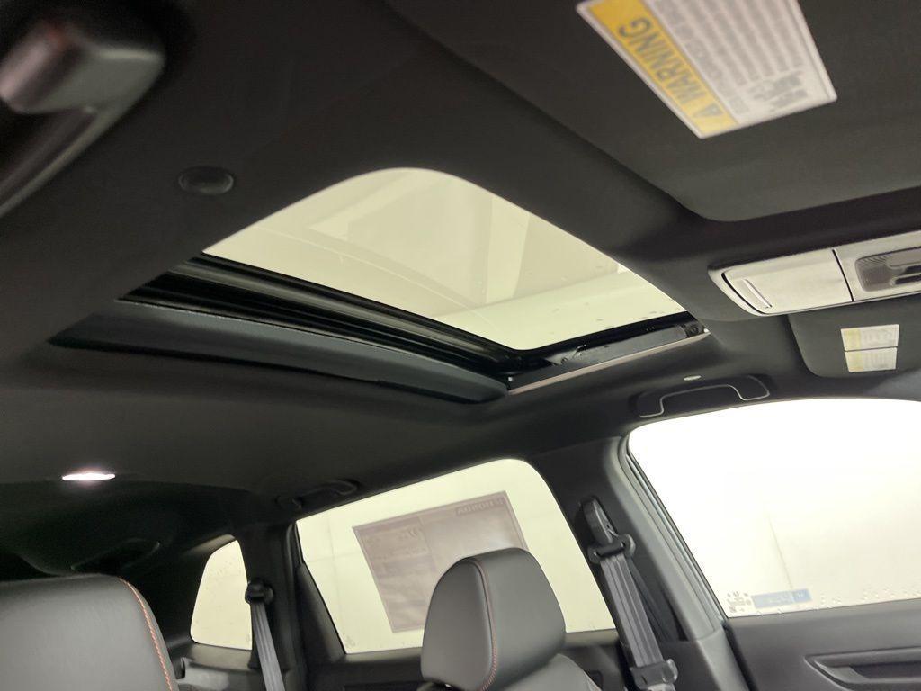 new 2026 Honda CR-V Hybrid car, priced at $41,675