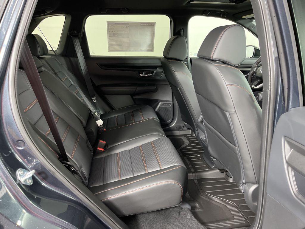 new 2026 Honda CR-V Hybrid car, priced at $41,675