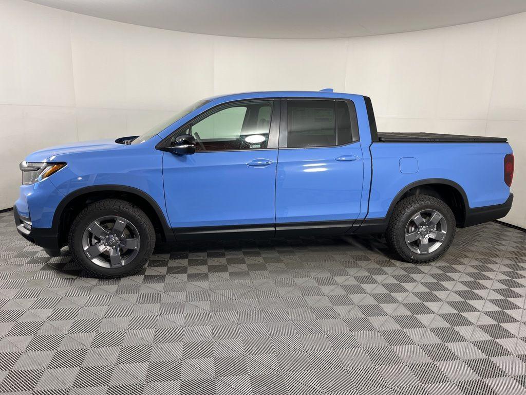 new 2025 Honda Ridgeline car, priced at $46,623