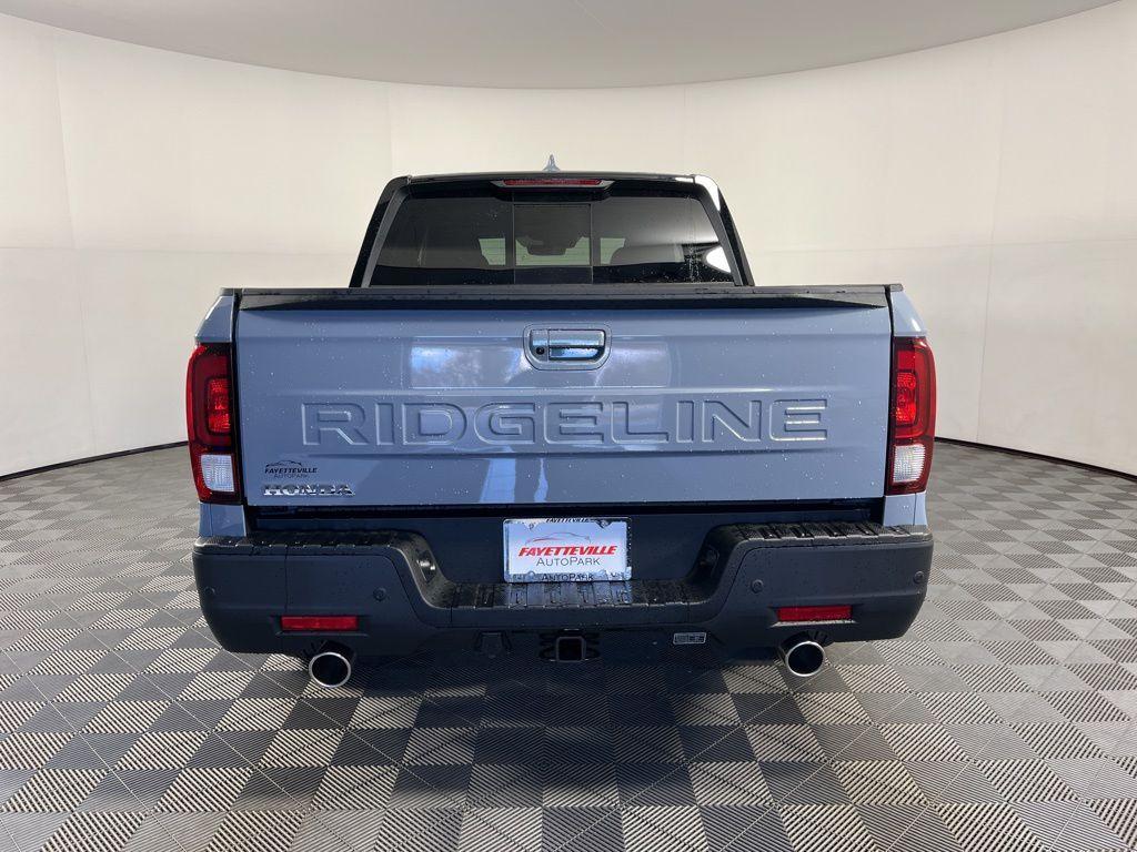 new 2025 Honda Ridgeline car, priced at $48,600