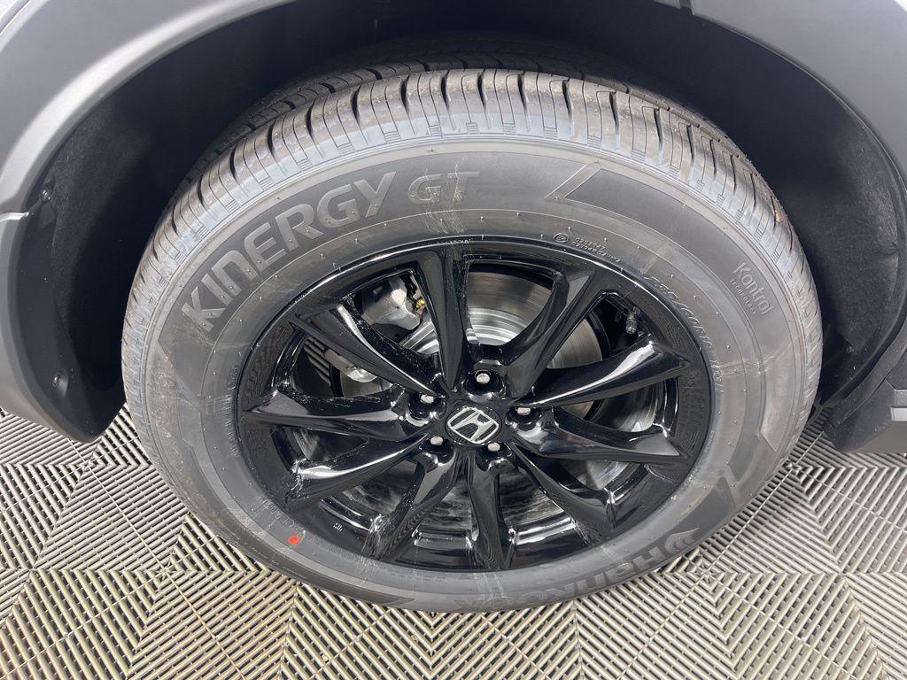 new 2026 Honda CR-V Hybrid car, priced at $41,675