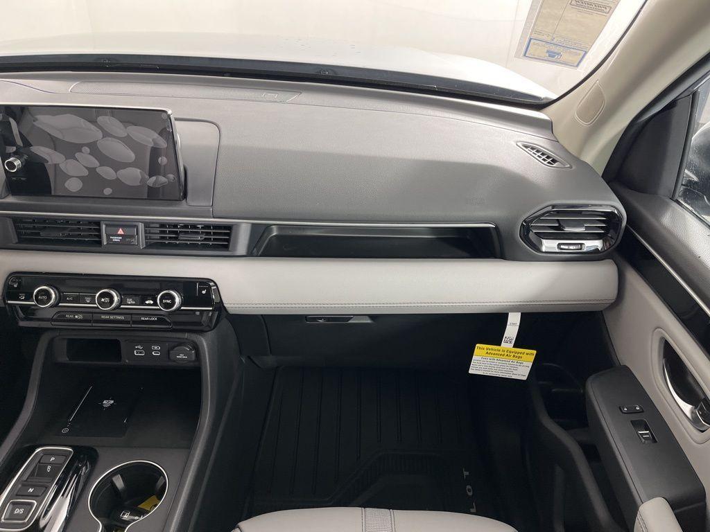 new 2025 Honda Pilot car, priced at $46,430
