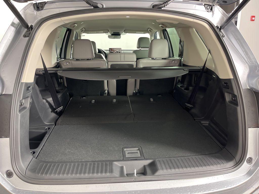 new 2025 Honda Pilot car, priced at $46,430