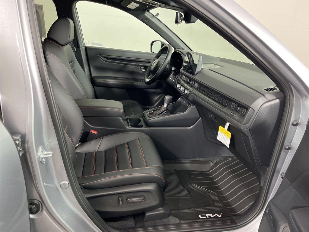 new 2026 Honda CR-V Hybrid car, priced at $40,120